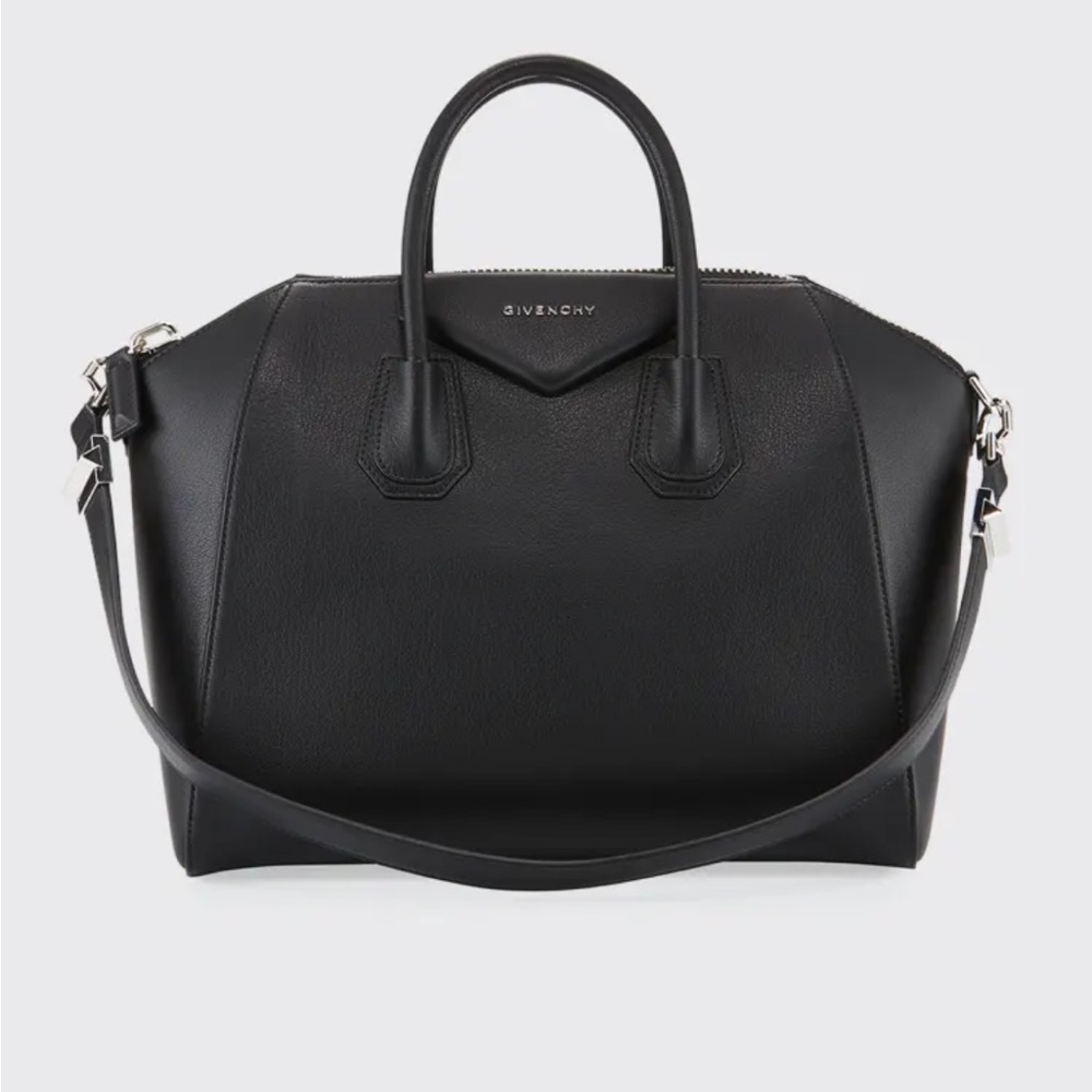 Givenchy Medium Antigona Grained Leather Bag